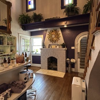 Zalla Massage - Loving the aesthetic here! So calming! - Massage Near Me - Houston, Texas Zalla Massage - Loving the aesthetic here! So calming! - Massage Near Me - Houston, Texas