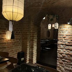 Chois Hotpot & Lounge