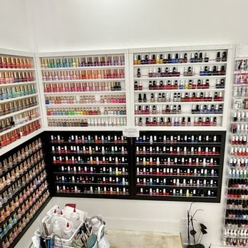Salon De Manucure - Nail Polish - Nail Salons Near Me - Los Angeles, California Salon De Manucure - Nail Polish - Nail Salons Near Me - Los Angeles, California