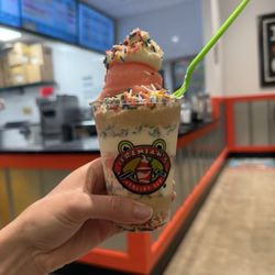 Jeremiah's Italian Ice - Circus animal cookie