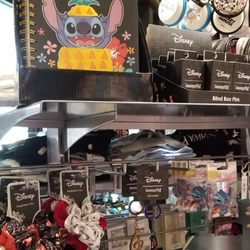 Hot Topic