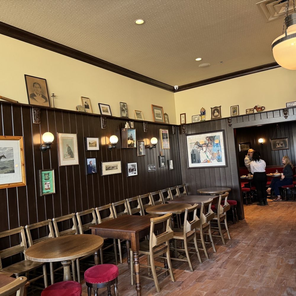 Bishop Quigley - Interior - Pubs Near Me - Tulsa, Oklahoma