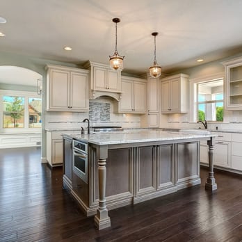 Highland Homes - Highland Homes Custom Kitchen - Home Developers Near Me - Boise, Idaho Highland Homes - Highland Homes Custom Kitchen - Home Developers Near Me - Boise, Idaho