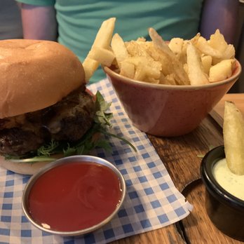 The Boxty House - Burger with fries - Irish Near Me - Dublin, D