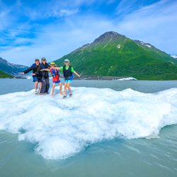 Alaska Guide - Private, fun, active glacier and iceberg tours the whole family can enjoy.