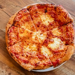 East Pizzeria - Plain cheese