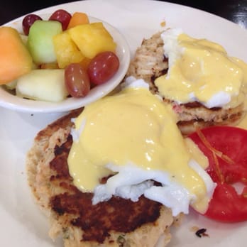 Bea Bea's - Crab Cake Benedict - Coffee & Tea Near Me - Burbank, California Bea Bea's - Crab Cake Benedict - Coffee & Tea Near Me - Burbank, California