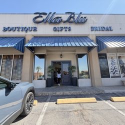 Ella Blu - Entrance