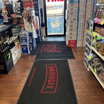 Liquor Palace - the entrance to the liquor palace - Beer, Wine & Spirits Near Me - Louisville, Kentucky