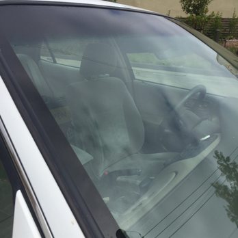 Peninsula Auto Glass - Large crack in the windshield - Auto Glass Services Near Me - Redwood City, California Peninsula Auto Glass - Large crack in the windshield - Auto Glass Services Near Me - Redwood City, California