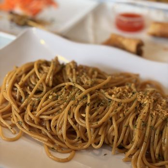 Alo Asian Kitchen - Plain Garlic Noodle - Vietnamese Near Me - Laguna Niguel, California