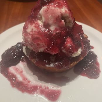 Ray's On the River - Dessert - Seafood Near Me - Sandy Springs, Georgia