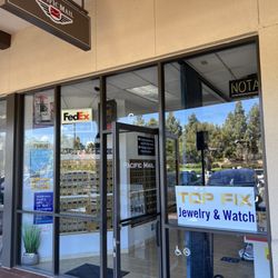 Top Fix Jewelry & Watch - Outside
