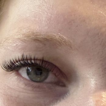 Fleur Nails & Lashes - hybrid eyelash extensions - Skin Care Near Me - Los Angeles, California