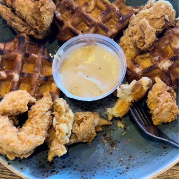 Doc’s Porchside - Chicken and waffles - New American Near Me - Augusta, Georgia