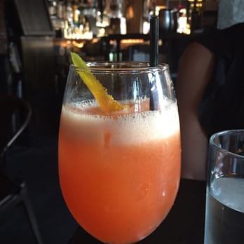 Charlies Bar & Kitchen - Sunday Morning Sideways - Cocktail Bars Near Me - Bronx, New York