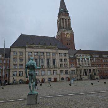 Rathaus - Square - Town Hall Near Me - Kiel, SH