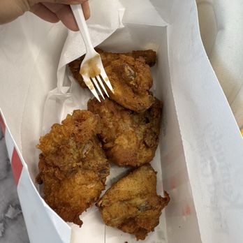 KFC - Here's what an order of chicken looks like now.  Pieces smaller than a chicken wing is counted as 1 piece. - Fast Food Near Me - Kapolei, Hawaii