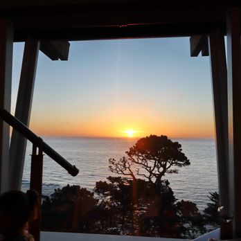 Sunset Lounge - the sun setting over the ocean - Lounges Near Me - Carmel, California