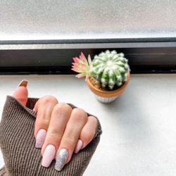 Vin Nails