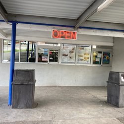 A & B Drive In - Ordering window