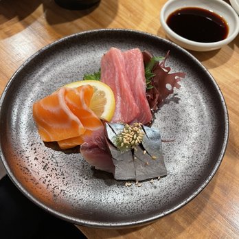 Kenbey Sushi - Toro, mackerel, salmon. - Sushi Bars Near Me - Los Angeles, California