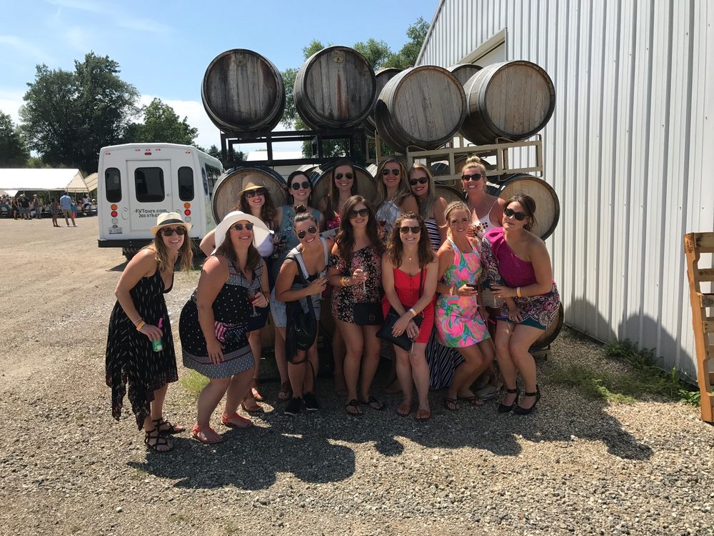 TRANSPORTATION NEW BUFFALO MICHIGAN Updated October 2024 36 Photos