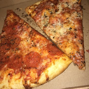 Zeeks Pizza - Pizza Near Me - Seattle, Washington