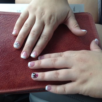 Le Monde Nails - Nail Salons Near Me - Spring, Texas