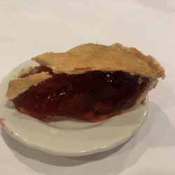 Amish Acres Restaurant Barn - Cherry pie