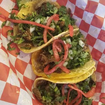 Venalonzo's Tacos - Carnita tacos - Tacos Near Me - Centennial, Colorado Venalonzo's Tacos - Carnita tacos - Tacos Near Me - Centennial, Colorado