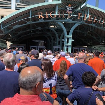 Daikin Park - Entry can be slow - Stadiums & Arenas Near Me - Houston, Texas