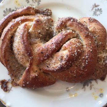 Vendel Kåseberga Hamn - Homemade kannelbullen - Restaurants Near Me - Löderup, M