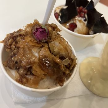 Kinrose Creamery - Baklava walnut ice cream - Ice Cream & Frozen Yogurt Near Me - Pasadena, California Kinrose Creamery - Baklava walnut ice cream - Ice Cream & Frozen Yogurt Near Me - Pasadena, California