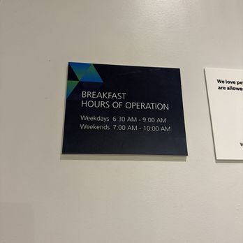 SpringHill Suites by Marriott Oceanside Beach - Breakfast hours - Hotels Near Me - Oceanside, California