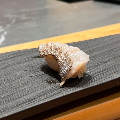 Sushi Suzuki by null