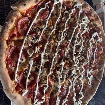 June Pie Pizza - NY style pizza - Pizza Near Me - June Lake, California June Pie Pizza - NY style pizza - Pizza Near Me - June Lake, California