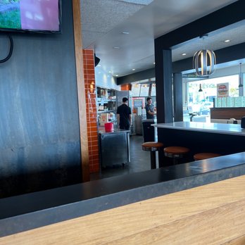 Burger Lounge - Inside - Burgers Near Me - Costa Mesa, California Burger Lounge - Inside - Burgers Near Me - Costa Mesa, California