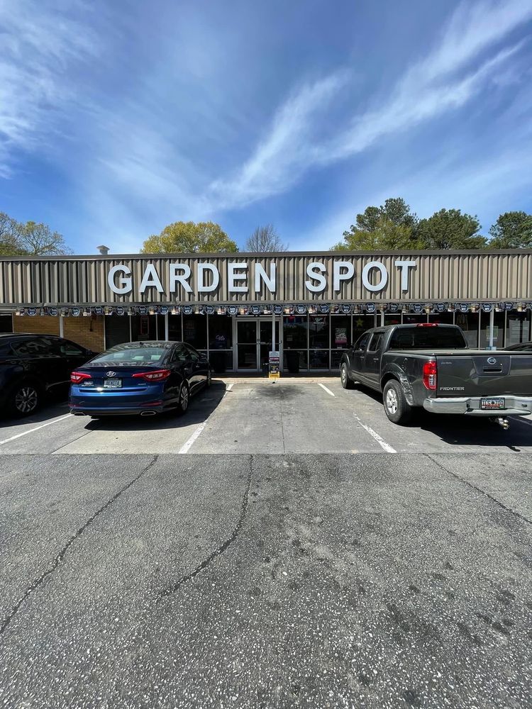 GARDEN SPOT FOOD MART Updated October 2024 601 E Lee Rd, Taylors, South Carolina