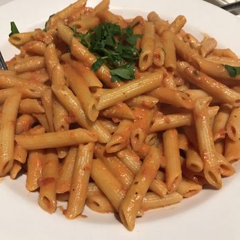 Friendlier - Pizza Near Me - Woodmere, New York Friendlier - Pizza Near Me - Woodmere, New York