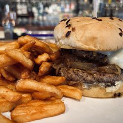 74 Sports Kitchen & Cocktails - 74 Onion Burger - double patty