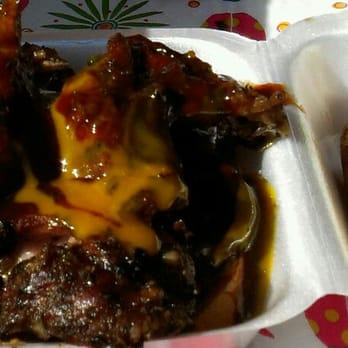 Chill And Grill Smokehouse - BBQ chicken with mustard based and Carolina style BBQ sauces - Barbeque Near Me - Miami, Florida Chill And Grill Smokehouse - BBQ chicken with mustard based and Carolina style BBQ sauces - Barbeque Near Me - Miami, Florida