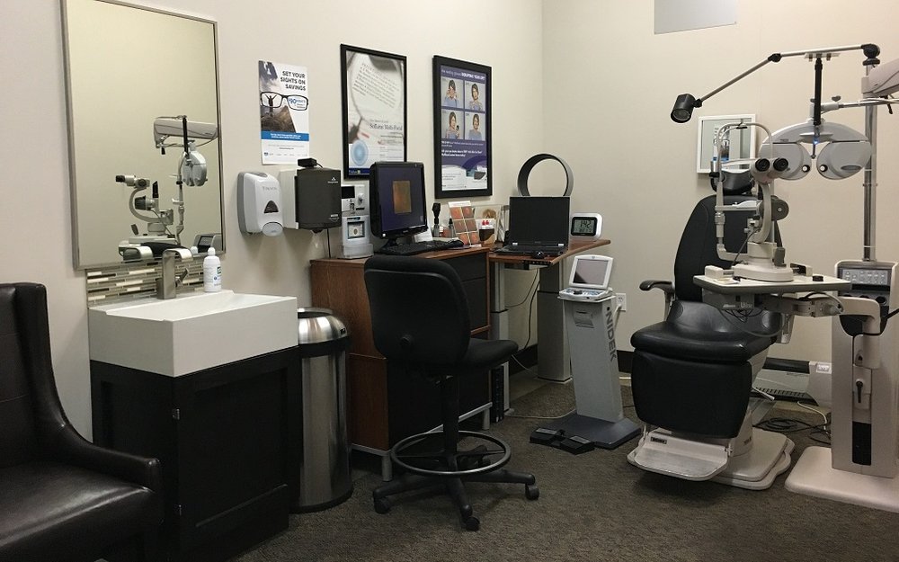 HIDDEN VALLEY EYE CARE Updated September 2024 15 Photos 1147 E