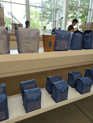 Blue Bottle Coffee by null