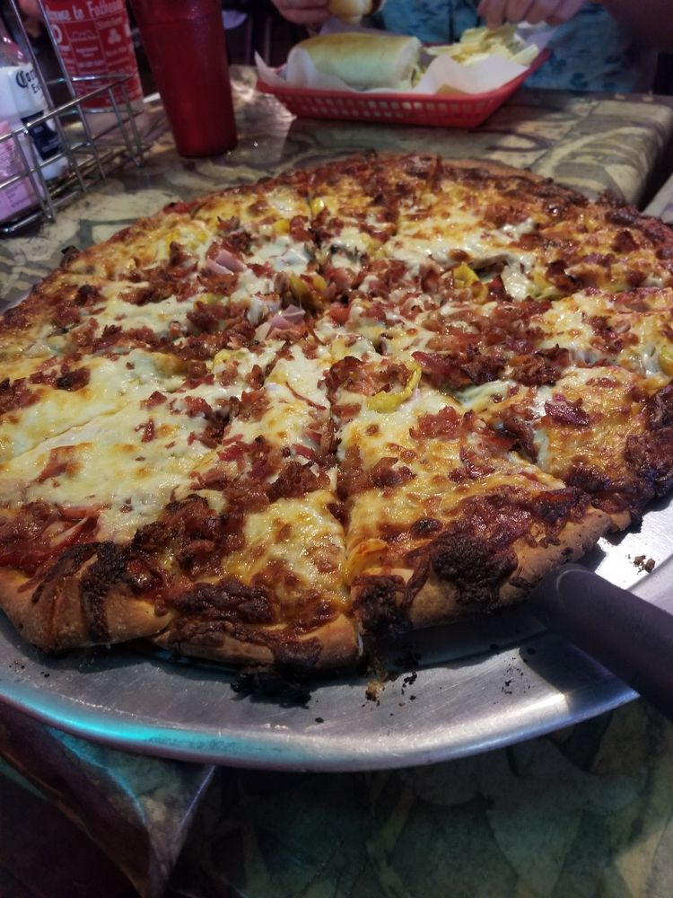 FAT HEAD’S FAMILY REST Updated August 2024 26 Reviews 218