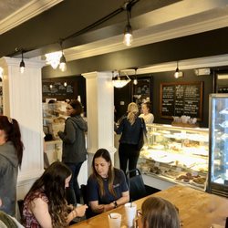 Picnic Cafe and Dessertery - The interior