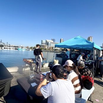 Tuna Harbor Dockside Market - Seafood Markets Near Me - San Diego, California