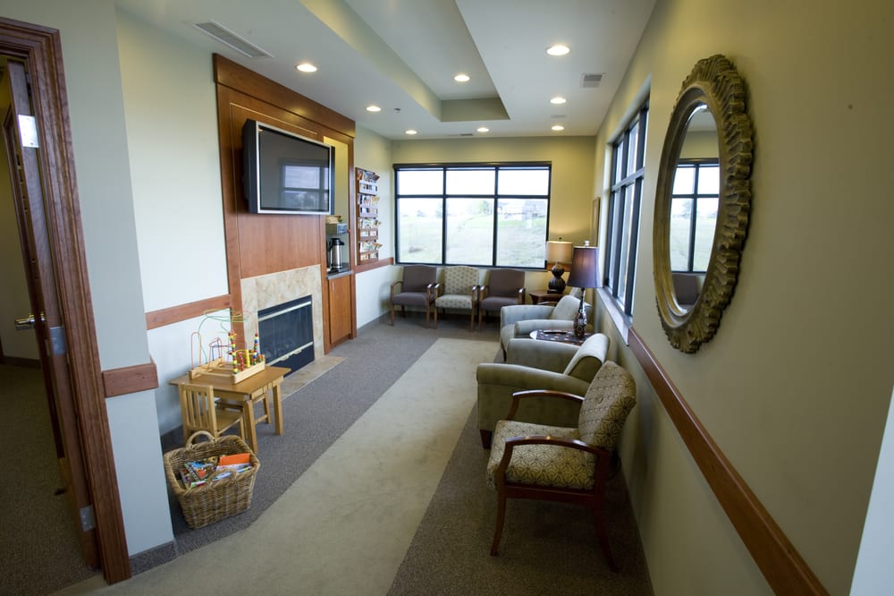 CIRCLE DRIVE DENTAL Updated July 2024 11 Photos 2633 Superior Dr