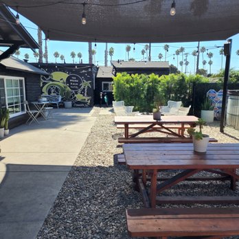 The Green Room Hotel - Hotels Near Me - Oceanside, California