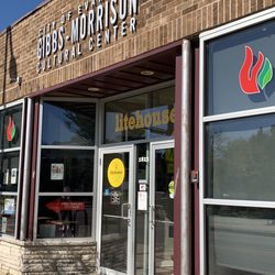 Litehouse Whole Food Grill - Entrance to building